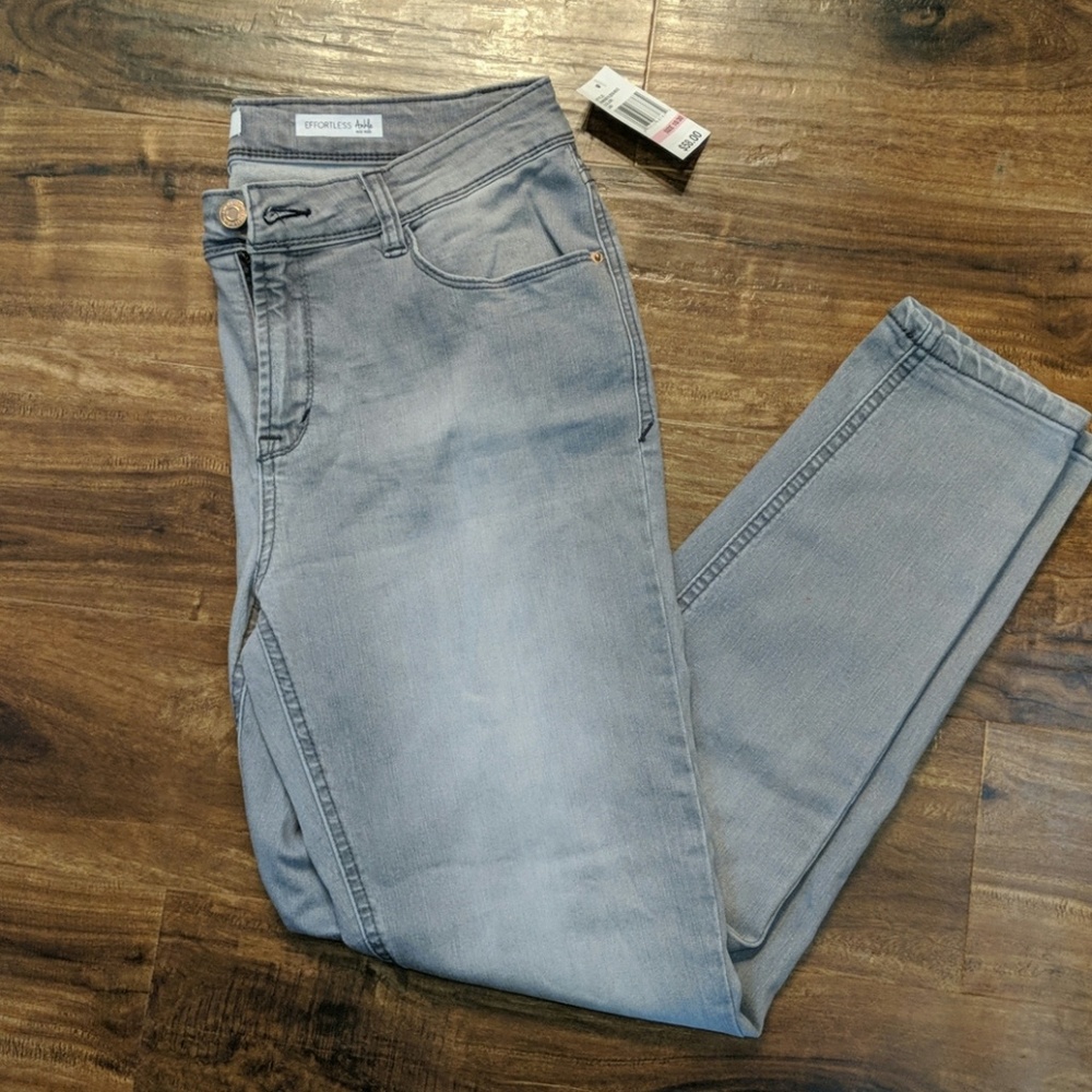 Kensie Gray Skinny Jeans